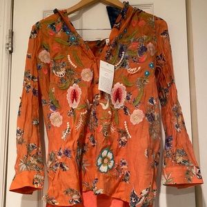 M size orange colorful blouse